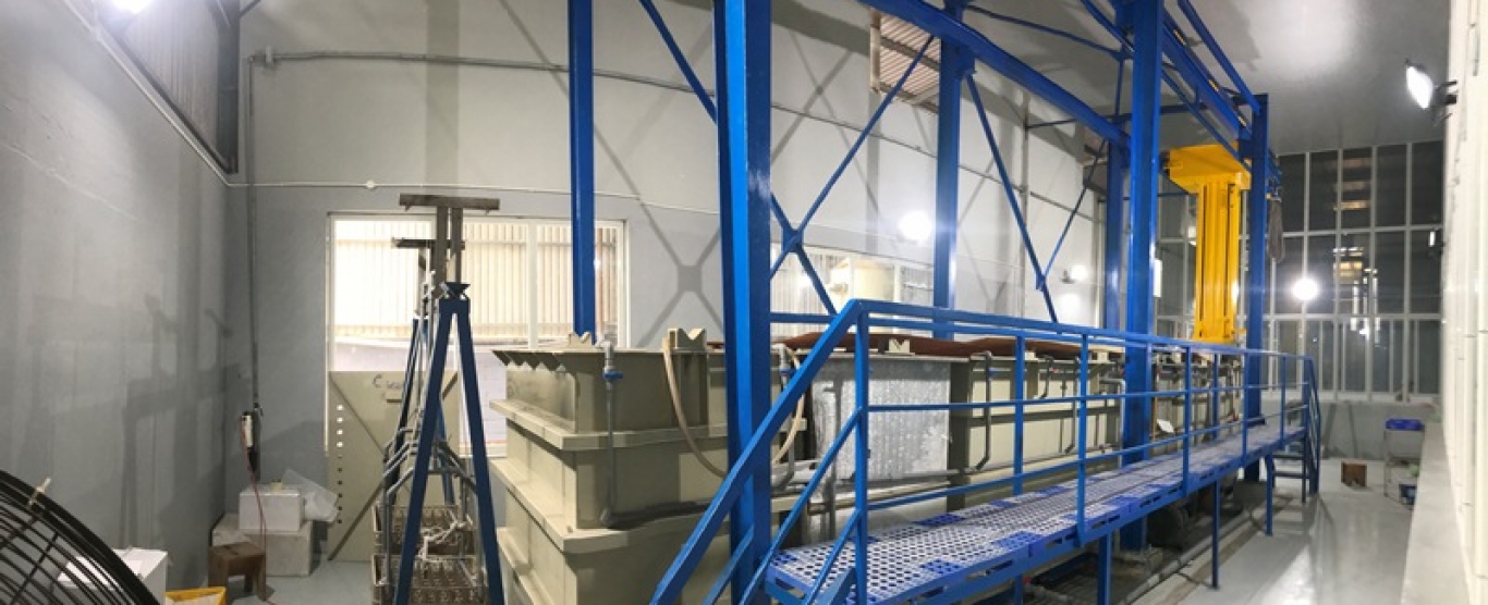 DÂY CHUYỀN TẨY INOX